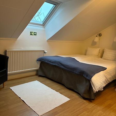 Trollhaettans Bed And Breakfast Экстерьер фото