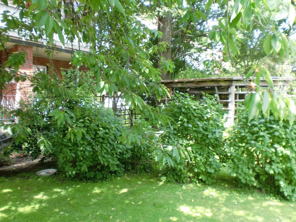 Trollhaettans Bed And Breakfast Экстерьер фото