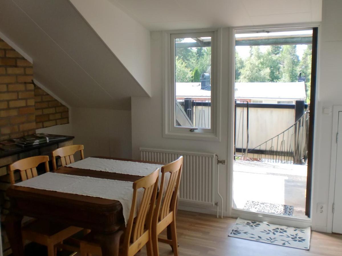 Trollhaettans Bed And Breakfast Экстерьер фото