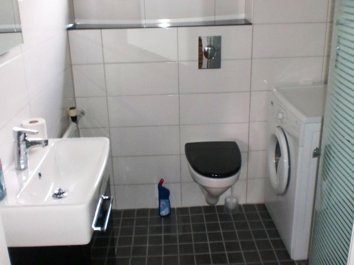 Trollhaettans Bed And Breakfast Экстерьер фото